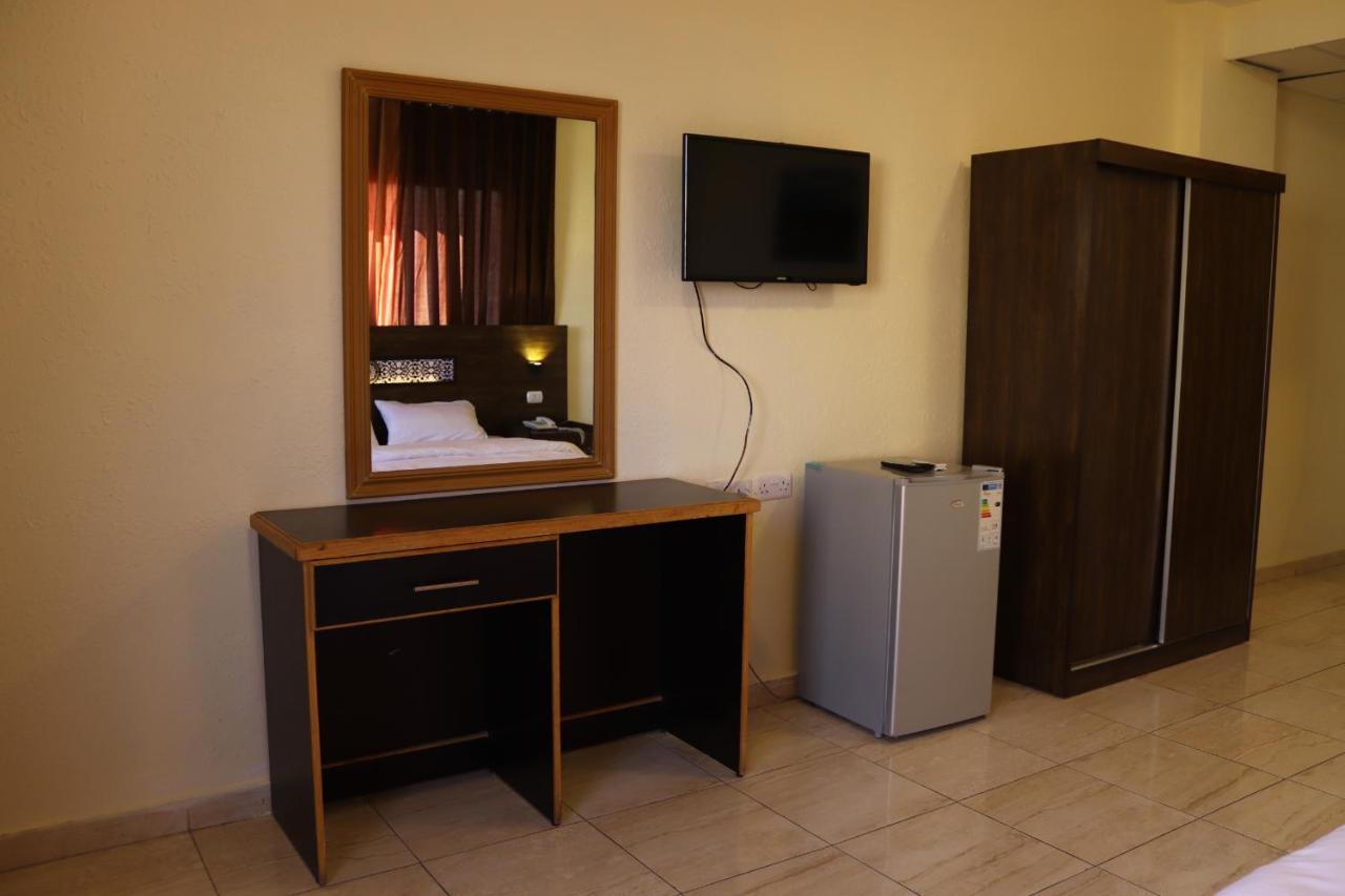 Eden Aqaba Hotel Luaran gambar